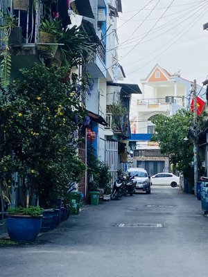 nhà 2 tầng đúc hxh 81m (4.5x18), 6.75 tỷ, đg 297, phước long , q9