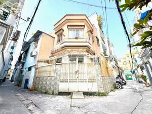 NHÀ NGÃ TƯ PHÚ NHUẬN – 4.3 X 10M – LÔ GÓC 2 MT – HẺM 3M – KHU DÂN TRÍ – YÊN TĨNH – KHÔNG QUY HOẠCH – 6.X TỶ