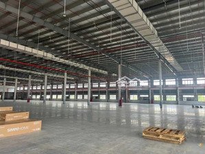 cho thuê nhà kho 800m2 tại liên chiểu, sẵn cẩu trục, giá tốt chỉ 40 triệu