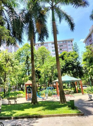 bán chung cư đặng xá 60m2 có 2 phòng ngủ 2 vs