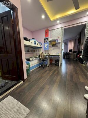 Bán gấp nhà Mặt phố Khâm Thiên giá 50 tỷ, 70mx3 tầng, Kinh doanh tốt