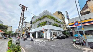 siêu phẩm kín - góc 2 mt đồng đen, q. tân bình - dt: 9x16m - 3 tầng - hđt: 180 triệu - giá: 37 tỷ