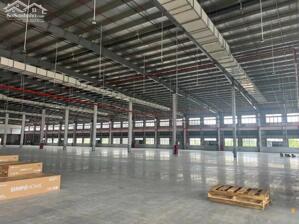 CHO THUÊ NHÀ KHO 800M2 TẠI LIÊN CHIỂU, SẴN CẨU TRỤC, GIÁ TỐT CHỈ 40 TRIỆU