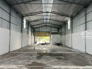 cho thuê kho 330 m2 mới xây đường võ văn kiệt
