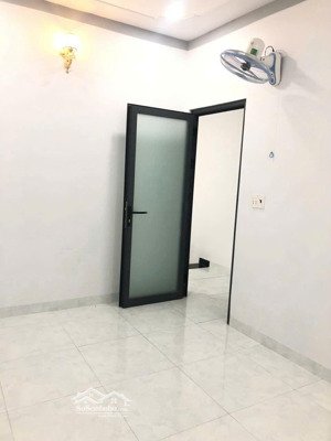 cân bán nhà đường 10, hiệp bình phước (sau lưng chợ đầu mối thủ đức)