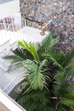 bán nhà 3 tầng mặt tiền đường trần quí cáp