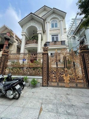 bán biệt thự khu tên lửa, mt đường số 6a, dt 10 x 20m, 3 tấm + hầm, giá 35 tỷ ( tl )