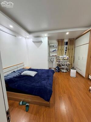 NHÀ ĐẸP NGUYỄN NGỌC NẠI THANH XUÂN 40m2, 6 TẦNG MẶT TIỀN 4,8m GIÁ 16.5 TỶ THANG MÁY.