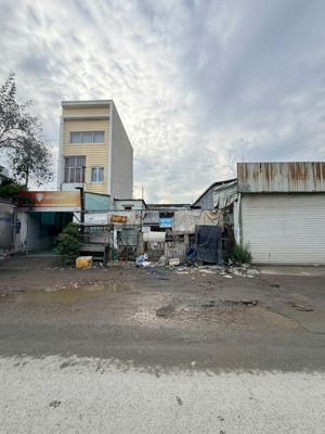 hạ giá - bán đất mặt tiền trường thọ thủ đức đối diện công viên, gần ga metro.