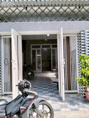 Chủ Vỡ Nợ Bán Nhà Cấp 4 Gần Cầu Chợ Đệm Bình Chánh Giá 755 Triệu !