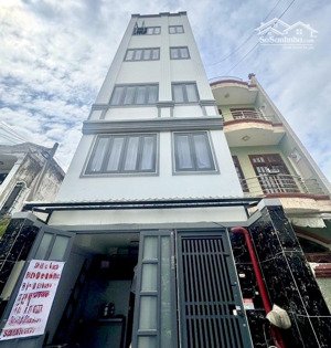 rẻ nhất thị trường - chdv 6tầng (6 x 30) có thang máy (25phòng) - dòng tiền hơn 1tỷ/năm - hẻm oto