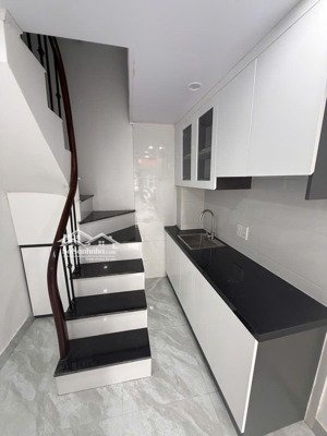 đống đa - phân khúc 3 tỷ - view hồ - trước nhà rộng 10m - ở ngay