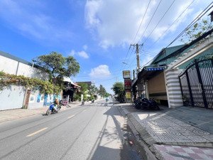 nhà tô ngọc vân cách cầu bến phân 350m, 4.490 tỷ, 1 trệt 2 lầu + tum, đường ô tô