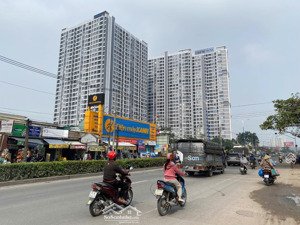 bán 121m2(6,1x22) ngay cạnh mặt bờ bao sông sg, giá rẻ nhất khu