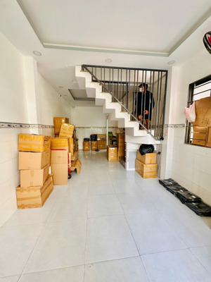 phú nhuận - nguyễn đình chính - nhà đẹp - đường xá thông thoáng thoải mái