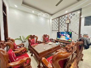 căn duy nhất! nhà phố tôn đức thắng, ngõ nông gần phố, view hồ, diện tích 39m2 xây 5 tầng