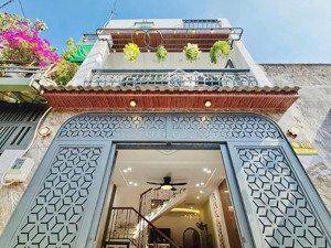 nhà đẹp bán gấp, đ.hồng bàng, p6, q5, dt 68m2, giá 3 tỷ 250tr, sổ hồng riêng chính chủ