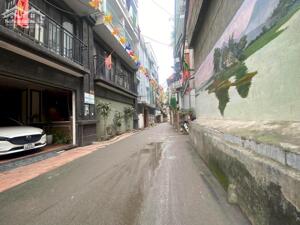 Bán tòa Apartment phố Nhật Chiêu, Tây Hồ – 10 tầng thang máy – 30 phòng – dòng tiền 235 tr