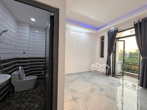 studio ban công nhà mới 100% đối diện gigamall