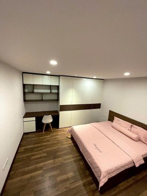 chính chủ bán căn hộ 3 phòng ngủ goldmark city căn góc 135m², full nội thất cao cấp