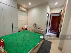 bán gấp nhà hxh đề thám, quận 1 - sát bên bùi viện. lô góc không lộ giới - giá 12.5 tỷ - giữ tiền