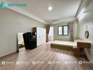 new 100%| căn hộ ban công tách bếp full nt, ô tô tận nơi, gần đại học hoa sen & cầu vượt 3/2 q10