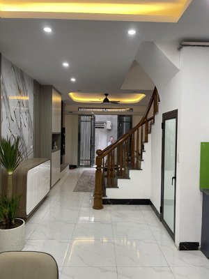 bán nhà độ chàng đại thành - ngõ thông ô tô - full nội thất - giá 4,55 tỷ