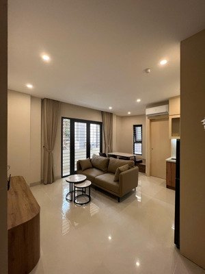 căn hộ dịch vụ 2 ngủ 1 khách 65m2- mặt phố quận hai bà trưng