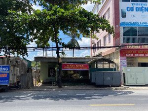 chính chủ cần bán gấp đất 820m2 giá 23 tỉ mt đường trần hưng đạo, tx thái hòa, nghệ an. 