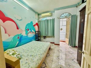 cho thuê nhà mới sơn sửa, 1 trệt 1 lầu, 2pn 2vs, nguyễn đình chiểu p4 phú nhuận