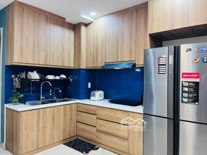 cho thuê 3pn-2wc,full nội thất đẹp xịn, cao cấp, giá 8 tr/tháng.