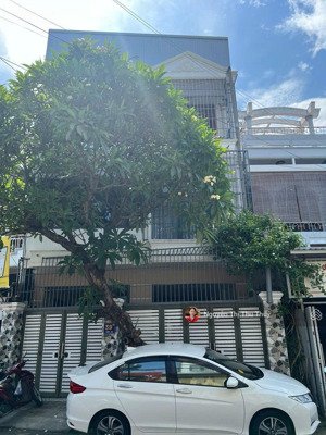 bán nhà đồng nai - gần siêu thị co. opmart nha trang - nhà đẹp, rộng, tiện nghi hiện đại