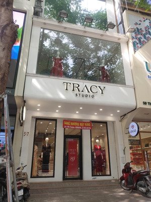 cho thuê nhà mp hoàng quốc việt, 90m2 x 2t, mt lô góc, vị trí đẹp, kinh doanh sạch sẽ