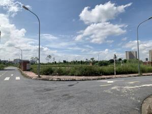 HÀNG LIMITED - LÔ GÓC ĐẤU GIÁ CỰ KHỐI 112,3m2, gần hồ Bộ Đội 30Ha, dư địa tốt, phù hợp định cư, kinh doanh