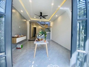 bán nhà mặt tiền năm châu, phường 12 quận tân bình; 5x16m; 2 tầng lầu chỉ 10 tỷ