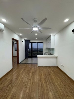 (hàng cực hiếm). bán độc quyền căn hộ iris garden 2pn. 61m2. hướng mát.view svđ. giá bán 6 tỷ