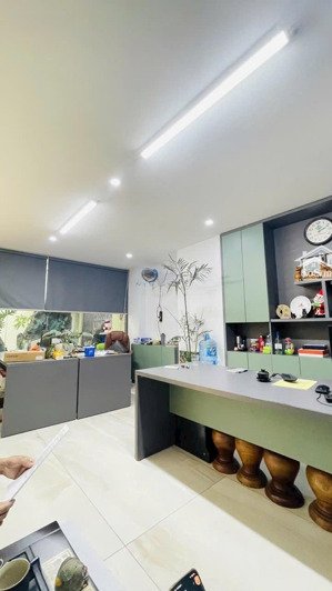 tây thạnh tân phú toà chdv 171m2 5 tầng dthu 100tr/tháng hẻm xe tải kế bên nhà