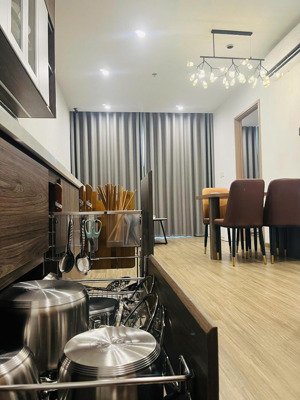 bán căn hộ view sông hồng chung cư t&t riverview vĩnh hưng. 2pn, 2vs, dt 100m, giá 6,5 tỷ.