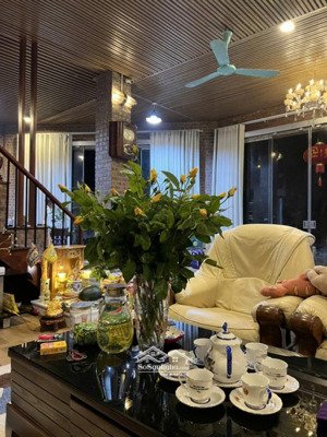 chính chủ bán biệt thự nhà vườn 3700m2 siêu hiếm gần metro 5, gần đh quốc gia giá 25 tỷ: 