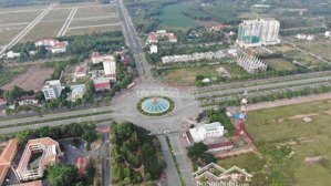 đất biệt thự đã có sổ hồng ngay trung tâm huyện nhơn trạch, cách vòng xoay chiếc nón 800m