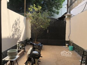 bán nhà riêng tại cư xá lê đại hành, 92.4 m2, 3pn, 3wc, mặt tiền 4m, pháp lý đầy đủ, giá 16 tỷ