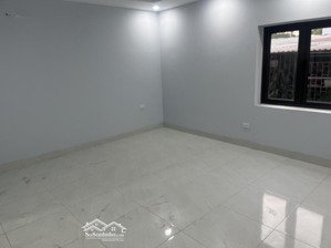 cho thuê phòng trọ cao cấp tại phố lê trọng tân