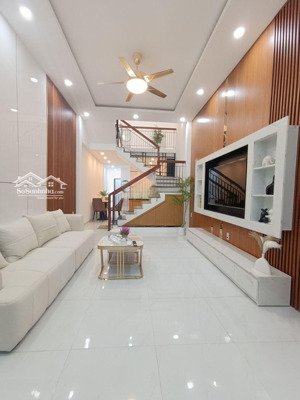 bán nhà 2 tầng mới đẹp vào ở đón tết đường kiệt tiểu la hoà cường hải châu
