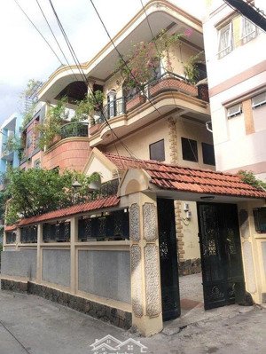 bán biệt thự phan xích long - 207m2 - 3 tầng - 37.6 tỷ - 2 mặt tiền, kiến trúc khu vip phú nhuận