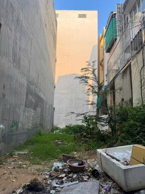 cần bán nhanh lô đất 80m2 hẻm ô tô