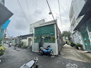 nhà cấp 4 lô góc thoáng mát - hẻm xe hơi thông đs 8 - linh xuân - dt 4.1x17 67m2 - kqh, lộ giới