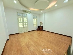 chính chủ cho thuê nhà trung yên, nguyễn bá khoản. dt 50m2 x 5t, mt 5m, giá 18tr/ tháng.