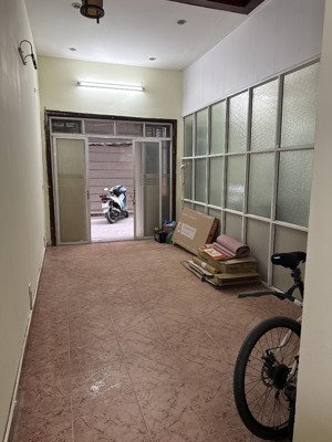 mbkd riêng biệt đỗ quang - hoàng ngân 30 m2 wc kk giá 8 triệu 