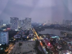 bán căn hộ chung cư 75m2, 2pn, 2wc, view hồ, giá siêu hời tại thành phố giao lưu - phạm văn đồng