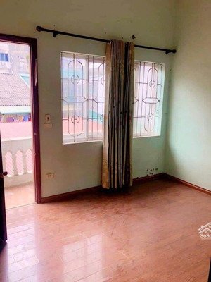 cho thuê nhà nguyên căn 4 tầng ngọc lâm, long biên 65m 4pn- 10 triệu